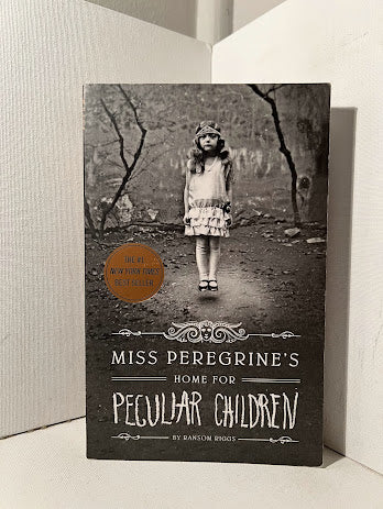 Miss Peregrine's Home For Peculiar Children by Ransom Riggs