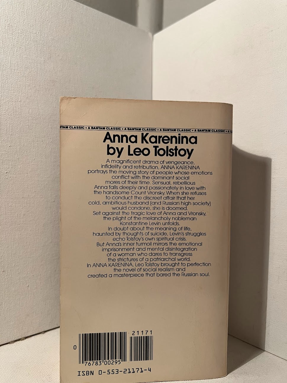 Anna Karenina by Leo Tolstoy