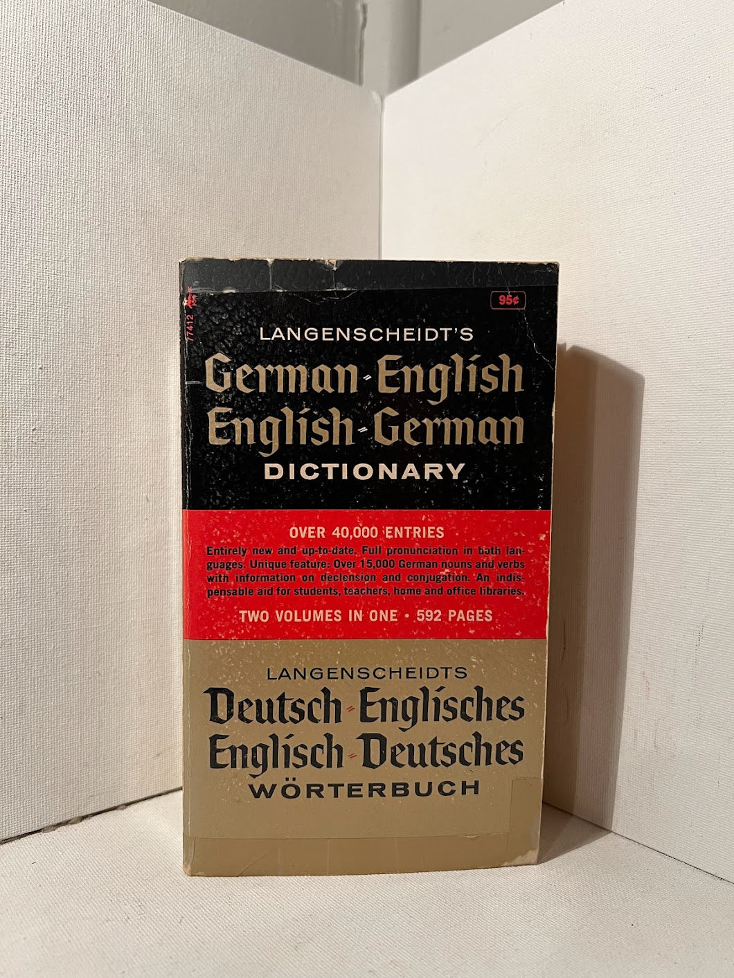 3 pocket dictionaries (Italian, French, German)