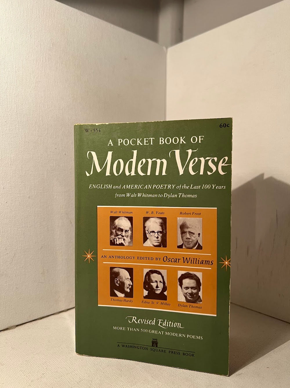 A Pocket Book of Modern Verse