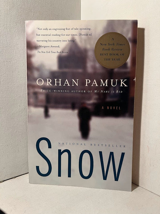 Snow by Orhan Pamuk