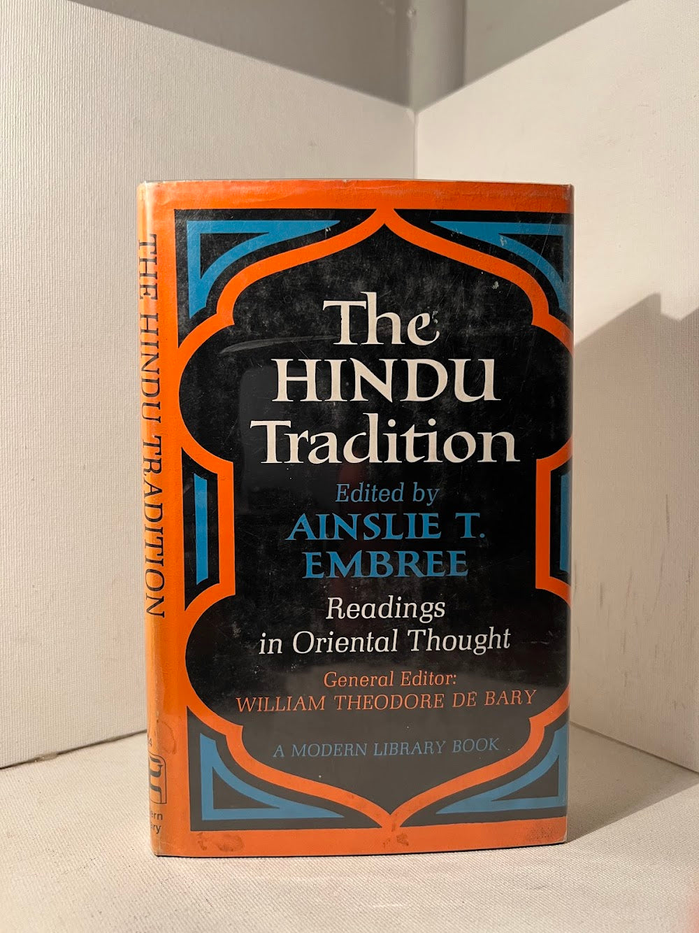 The Hindu Tradition edited by Ainslie T. Embree