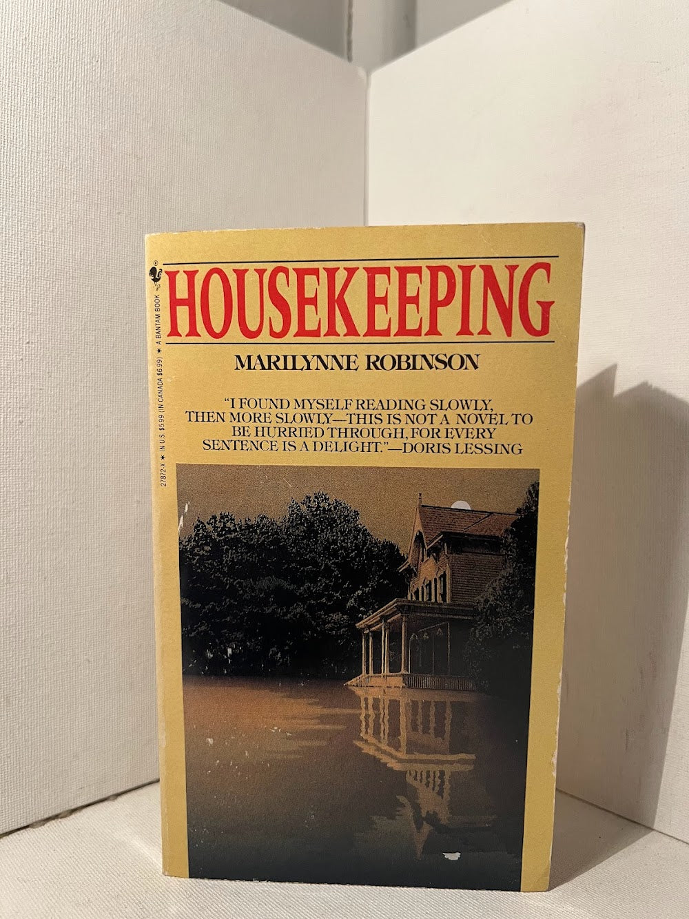 Housekeeping by Marilynne Robinson