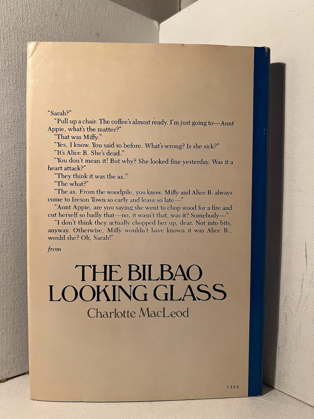 The Bilbao Looking Glass by Charlotte MacLeod